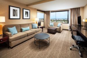 Hotel Skyways 2*