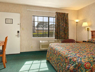 Skyways Hotel